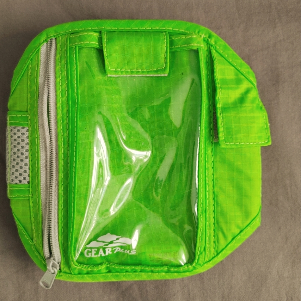 GEAR Plus running arm band
